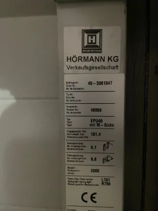 Puerta de garaje eléctrica