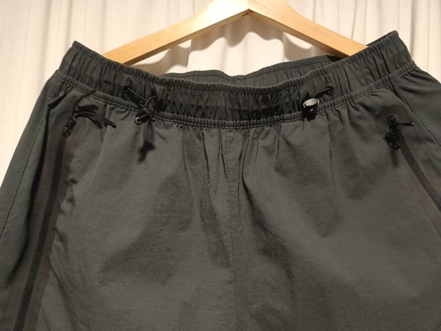 Pantalón Nike impermeable verde