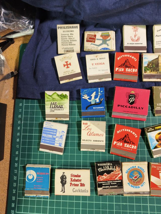 36 Cajas de Cerillas Antiguas