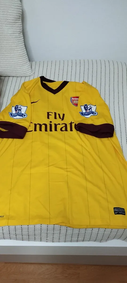 Camiseta Arsenal Fábregas Fly Emirates