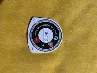 PSP bianca con custodia e 12 giochi