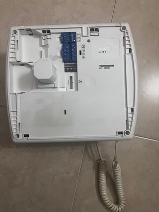 Videoportero blanco con pantalla , cada unidad 25€