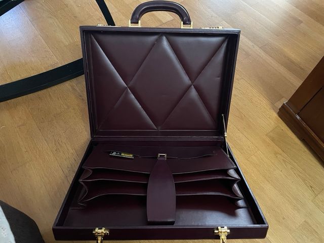 Maletín de cuero Cartier