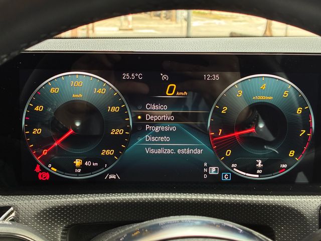 Mercedes-Benz Clase CLA 180 Shooting Brake *AMG*