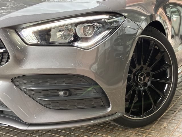 Mercedes-Benz Clase CLA 180 Shooting Brake *AMG*