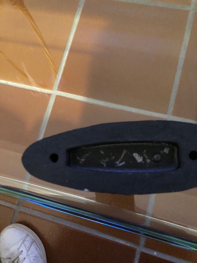 Cantonera de goma 4,2cm