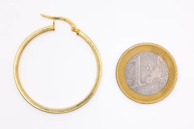 Orecchini a cerchio in oro 18k