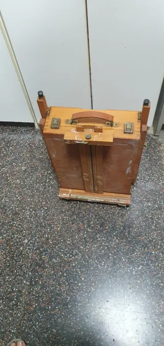 Caballete de pintar plegable antiguo