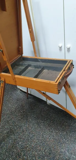 Caballete de pintar plegable antiguo