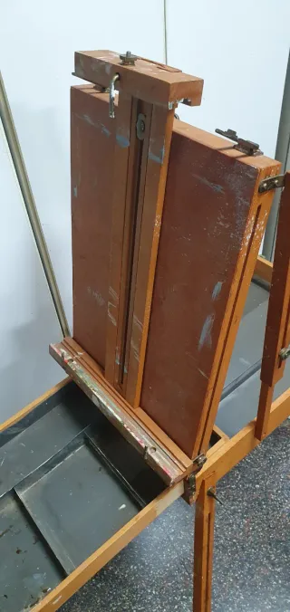 Caballete de pintar plegable antiguo
