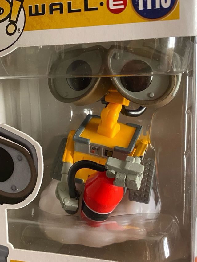 • Funko Pop! Wall-E con extintor 1115