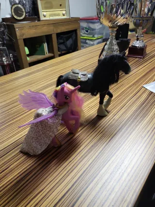 Unicorno e cavalli giocattolo