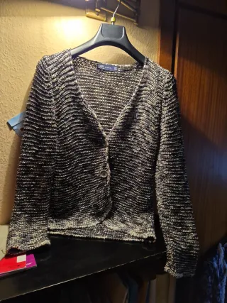 Chaqueta Zara tejida muy Rebajada