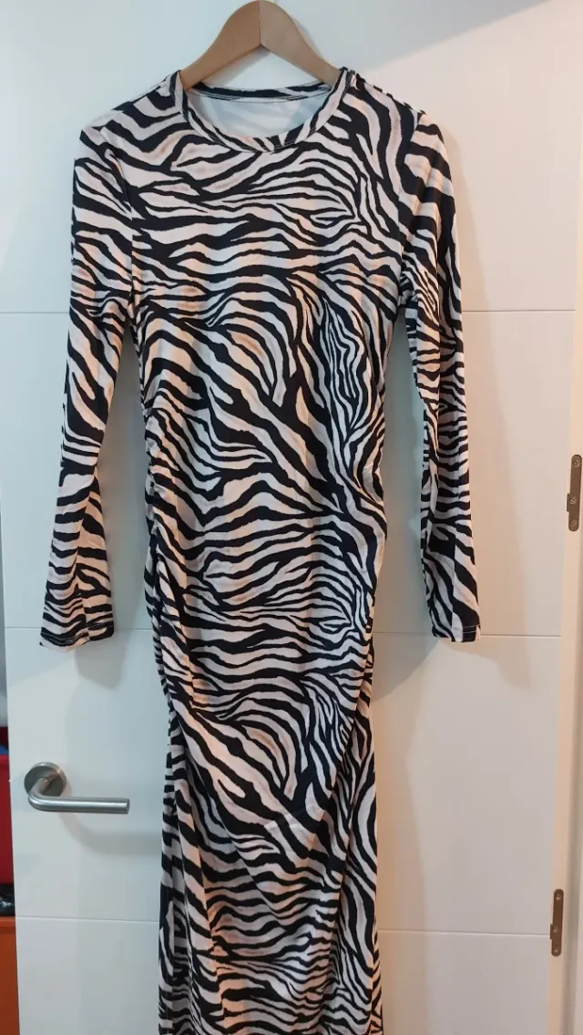 Vestido largo estampado cebra