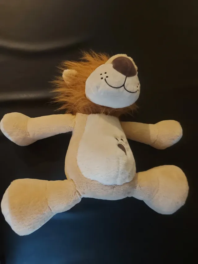 Peluche León Suave