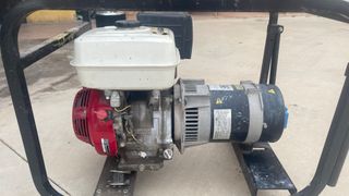 Grupo electrógeno Honda GX-270