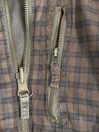 Chaqueta bomber reversible Zara.