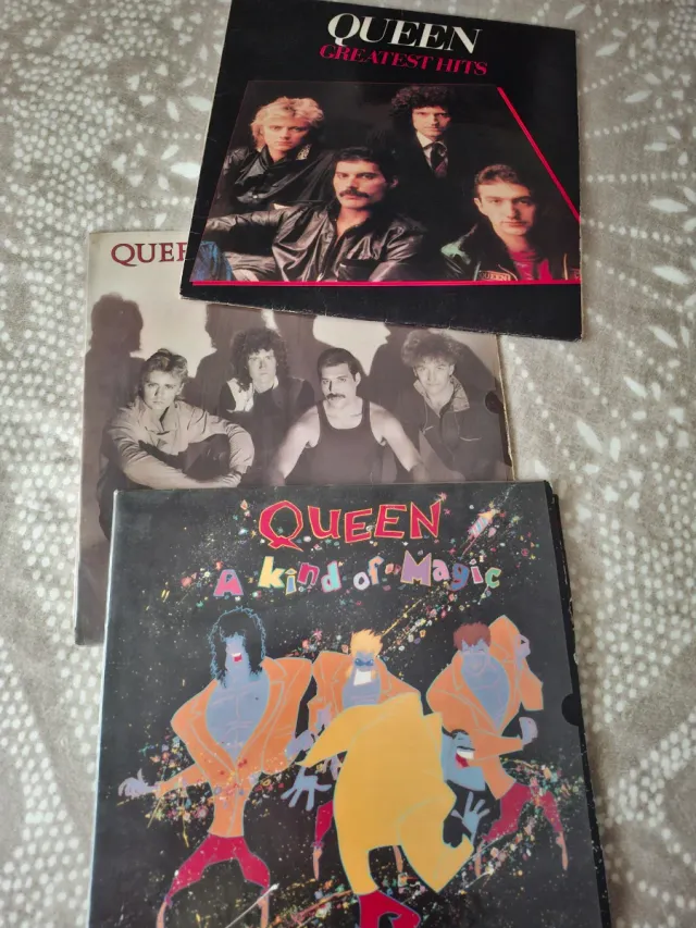 Lote Vinilos Queen Greatest Hits y A Kind of Magic
