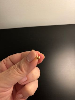 Pendiente oro rosa trébol rubí de Aristocrazy