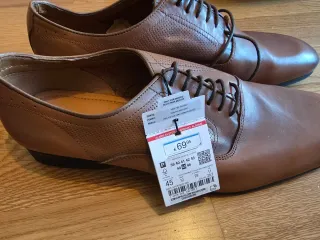 Zapatos vestir Zara marrones nuevos Talla 45