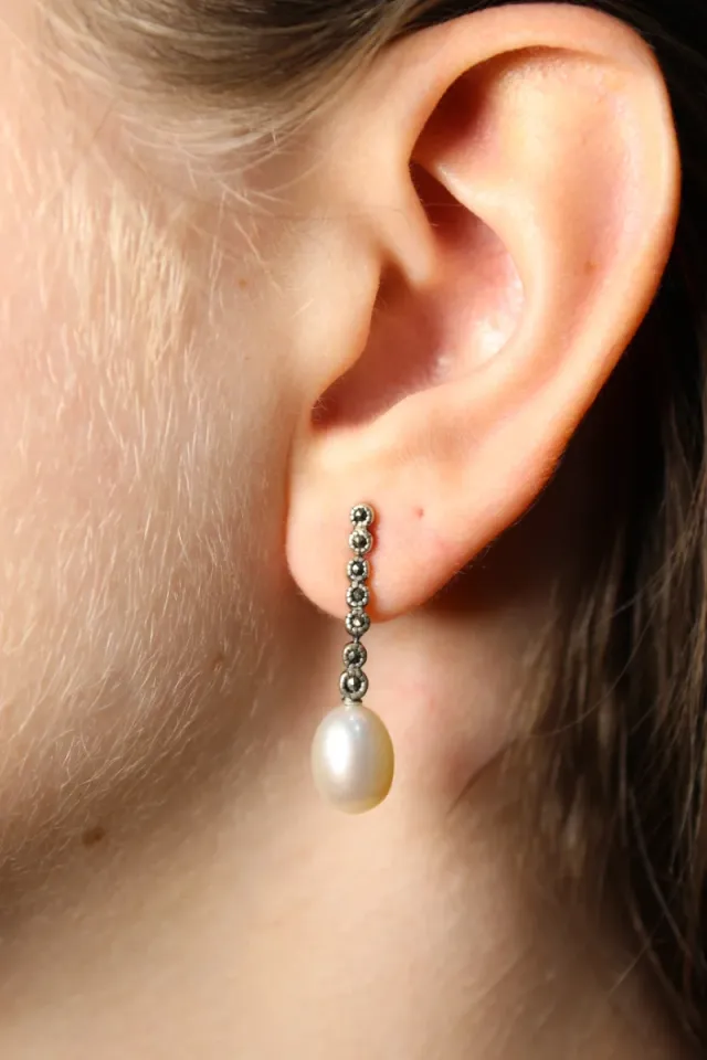 Pendientes  de plata de ley 925 largos con perla