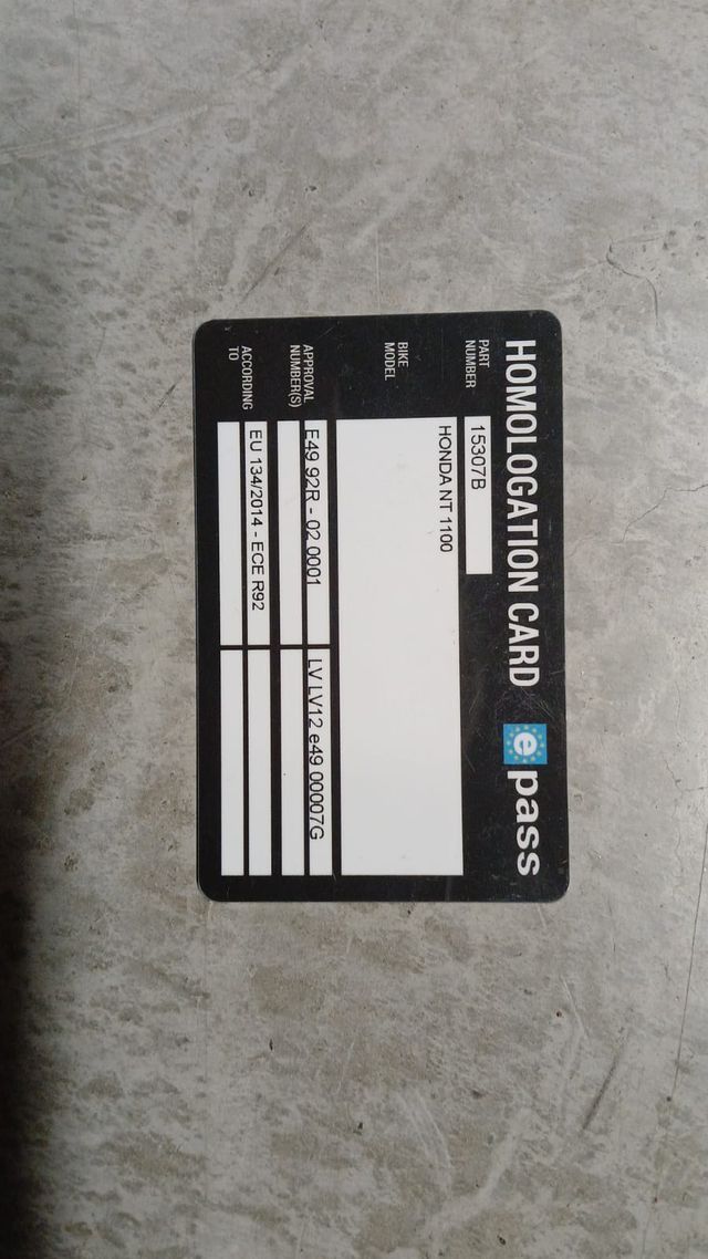 ESCAPE HONDA NT 1100 LEOVINCE