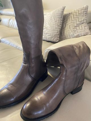 Stivali in pelle marrone