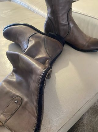 Stivali in pelle marrone