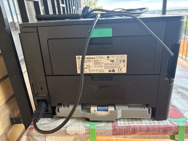 HP LaserJet Pro 400 M401 Impresora Láser