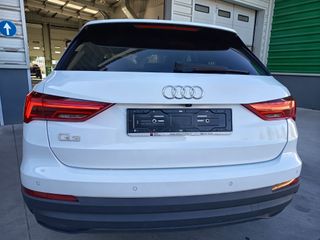 Audi Q3  45 TFSIe busines 2022 automatico