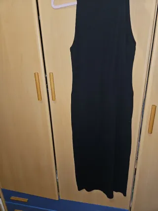 Vestido negro básico verano