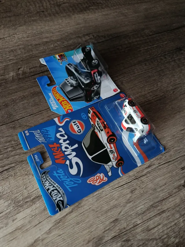 Pack 2 Hot Wheels: Supra e Dodge Fast and Furious