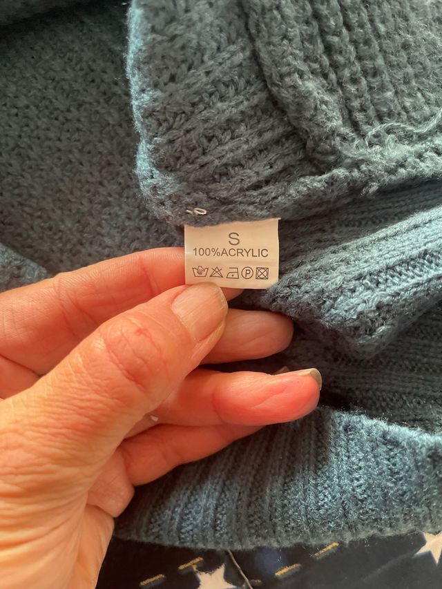 Maglioncino teal con nodo