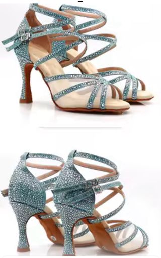 Zapatos de baile latino azules y plateados