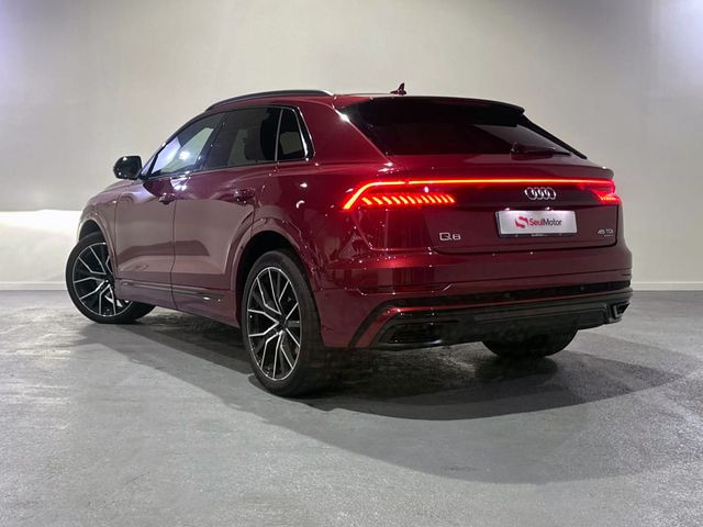 Audi Q8 Black Line 45 TDI quattro tiptronic 231 5p
