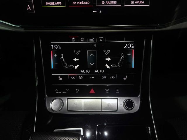 Audi Q8 Black Line 45 TDI quattro tiptronic 231 5p