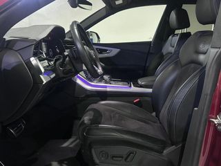 Audi Q8 Black Line 45 TDI quattro tiptronic 231 5p