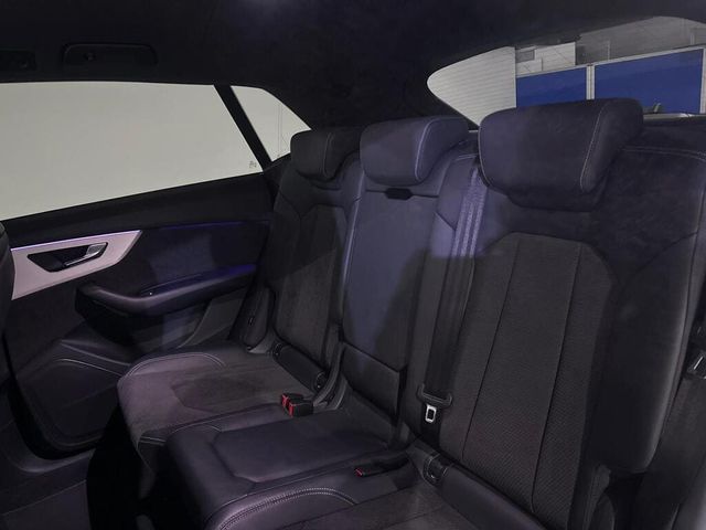 Audi Q8 Black Line 45 TDI quattro tiptronic 231 5p