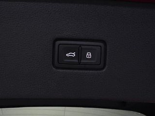 Audi Q8 Black Line 45 TDI quattro tiptronic 231 5p