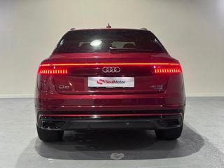 Audi Q8 Black Line 45 TDI quattro tiptronic 231 5p