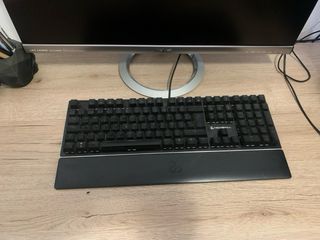 PC i5 7600 GTX 1060 6G + Monitor + Teclado + Ratón