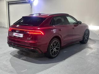 Audi Q8 Black Line 45 TDI quattro tiptronic 231 5p