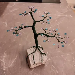 Albero decorativo con perline