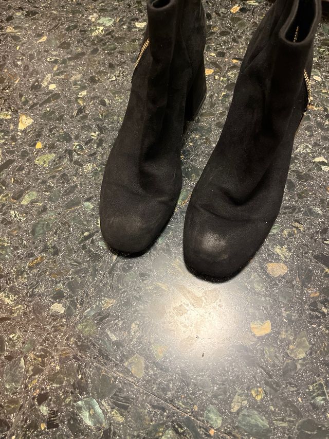 Botines ante tacón ancho negros