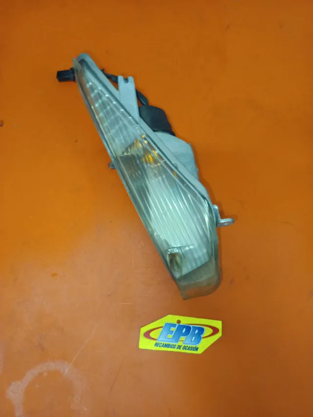Intermitente Izquierdo Honda Dylan 125