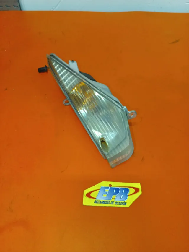 Intermitente Izquierdo Honda Dylan 125