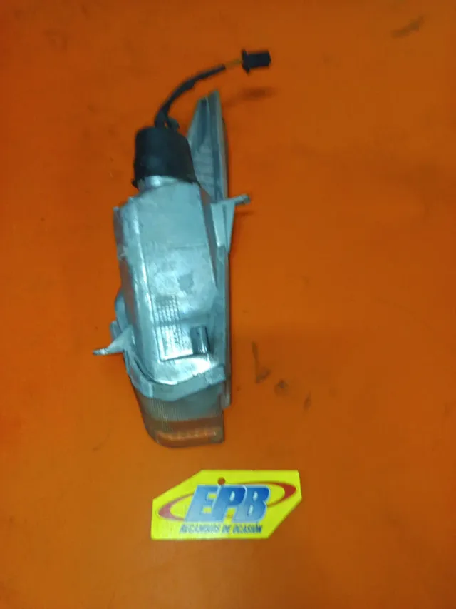 Intermitente Izquierdo Honda Dylan 125