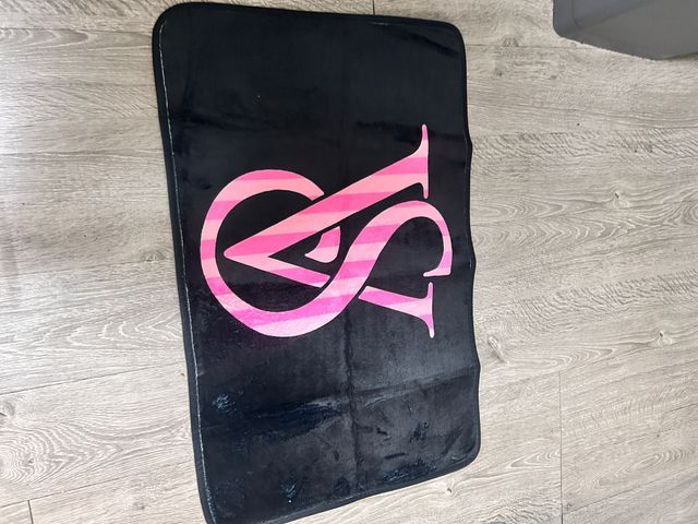 Alfombra Victoria's Secret Rosa y Negra