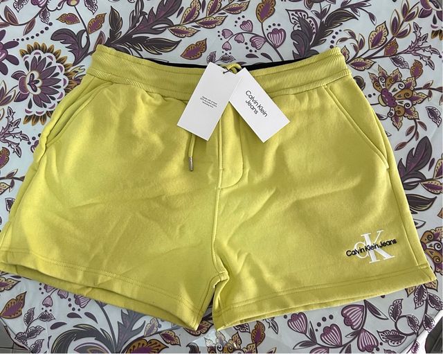 Shorts Calvin Klein Jeans Gialli