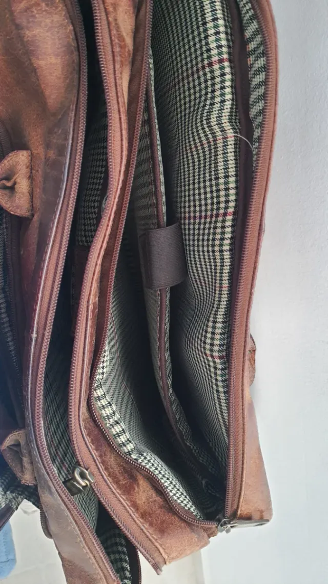 Maletín portadocumentos de piel